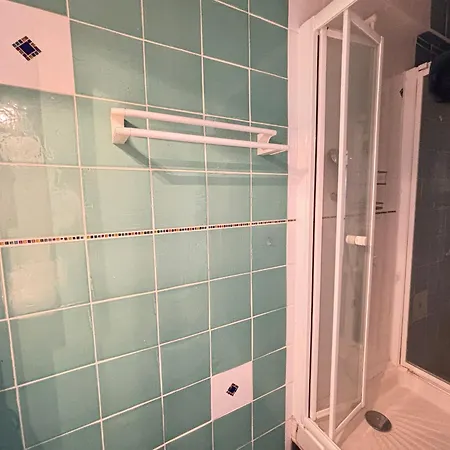 Splendide Frontal Mer, 4 Chambres, Garage Privatif, Proche Commerces Et Plages - Fr-1-197-607 Apartment