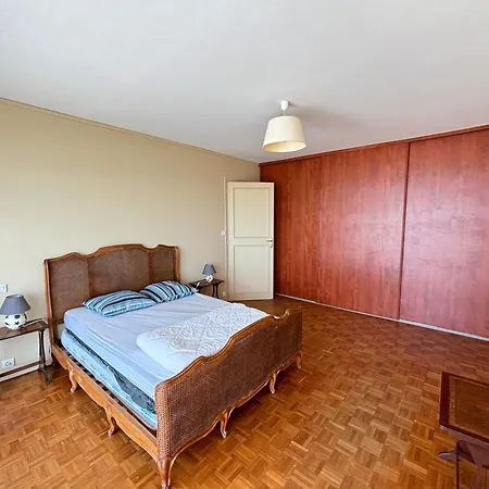 Splendide Frontal Mer, 4 Chambres, Garage Privatif, Proche Commerces Et Plages - Fr-1-197-607 *
