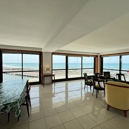 Splendide Frontal Mer, 4 Chambres, Garage Privatif, Proche Commerces Et Plages - Fr-1-197-607 Apartment
